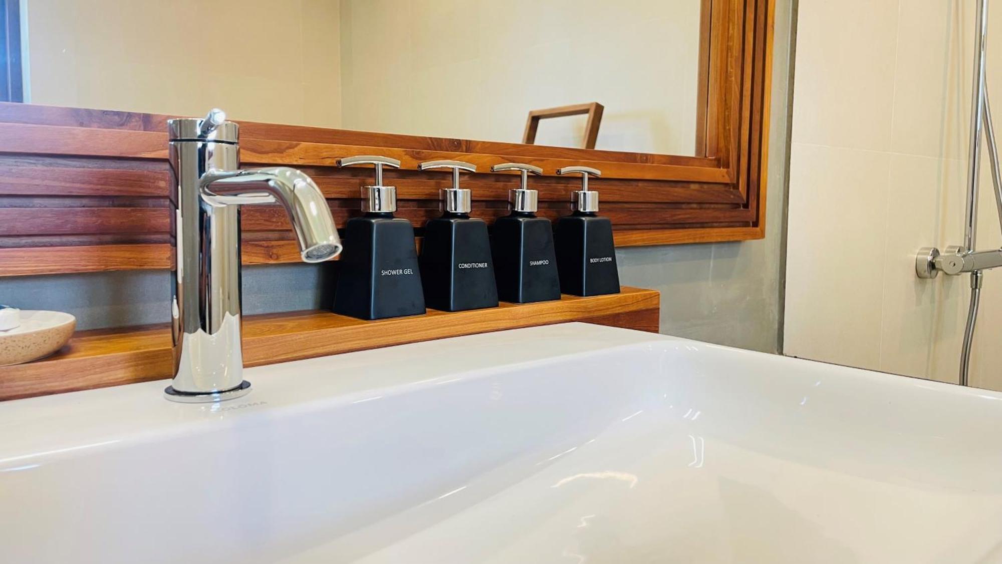 Sea Star Boutique Hotel Хиккадува Экстерьер фото
